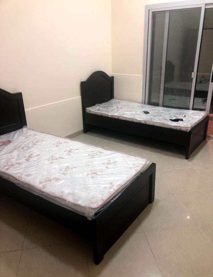 Furnished Apartment Dubai Buitenkant foto